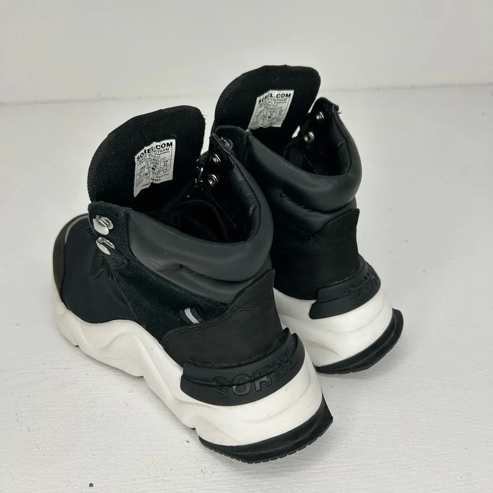 Sorel NWT Kinetic RNEGD Conquest Waterproof Insulated Boot‎ Size 5 Gorpcore - Picture 8 of 13